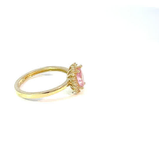 Ring in 10K yellow gold with cabochon-cut pink zirconia