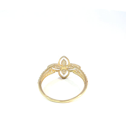 Anillo floral de oro amarillo de 10K con circonia brillante