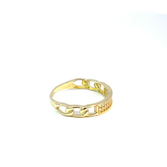Anillo de varias piedras en oro amarillo de 10K con circonia cúbica