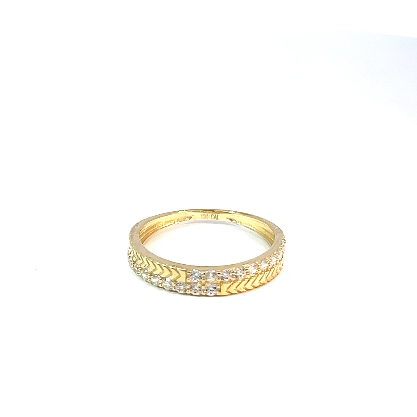 Anillo de múltiples gemas en oro amarillo de 10K con circonitas cúbicas