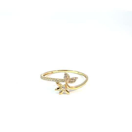 10K Yellow Gold Ring with Round Brilliant Cut Zirconias