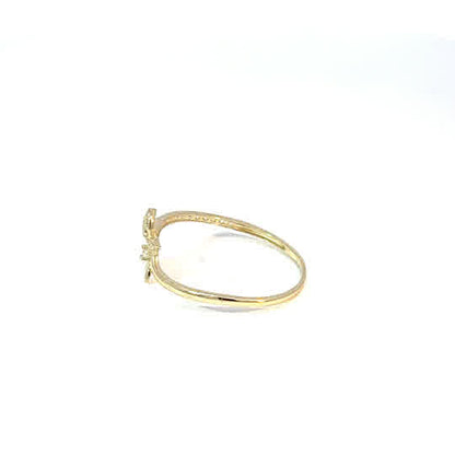 Anillo de oro amarillo de 10K con circonitas cúbicas de talla brillante redonda