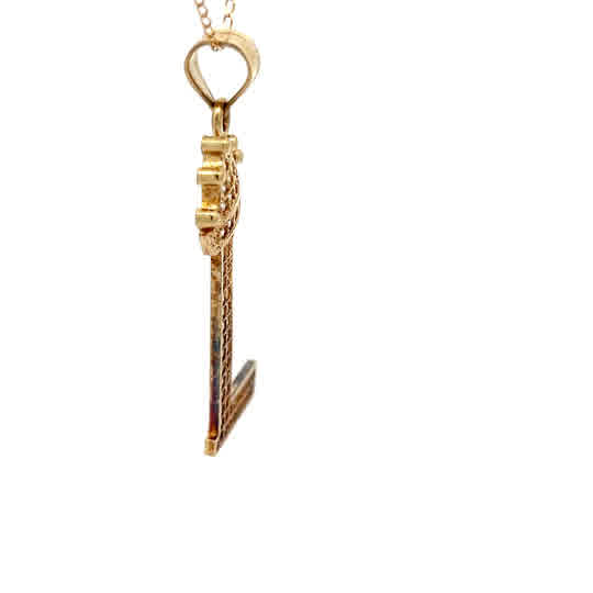Colgante personalizado con monograma en oro amarillo de 10k y circonita de talla brillante
