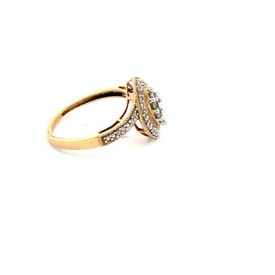 Anillo de oro amarillo de 10k con diamantes naturales talla marquesa y acentos brillantes