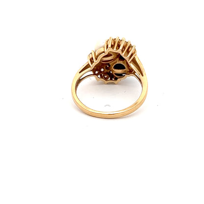 Anillo de oro amarillo de 14k con perla blanca redonda