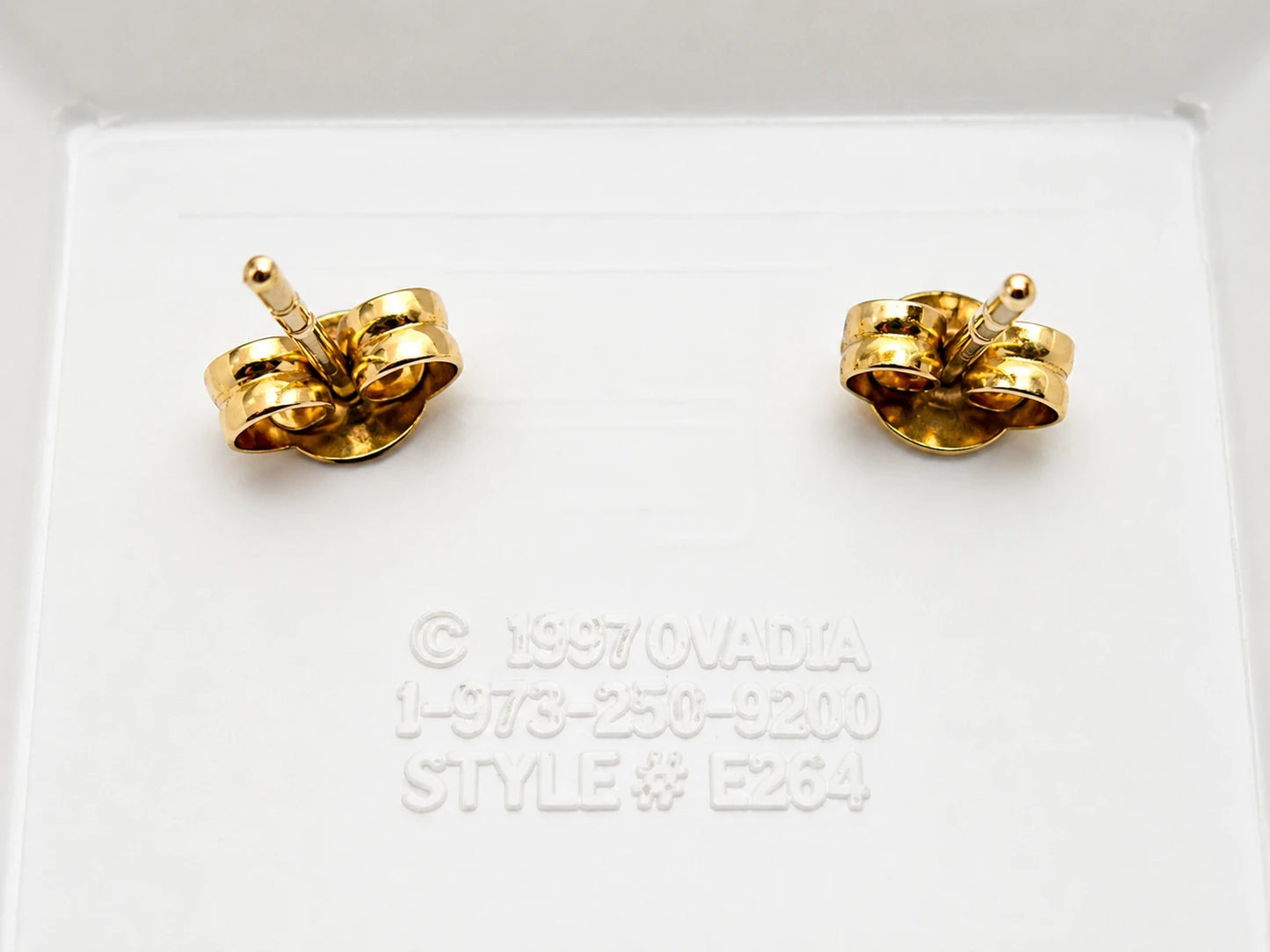 10K Gold Polished Teardrop Earrings