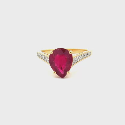 14K Yellow Gold Solitaire Ring with Pear-Shaped Cabochon Ruby and Diamonds